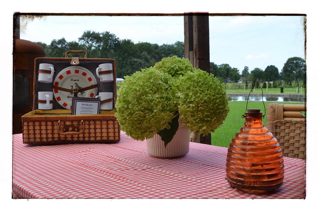 エールセル Bed En Boterham Hoeve Boord Ven Bed & Breakfast エクステリア 写真